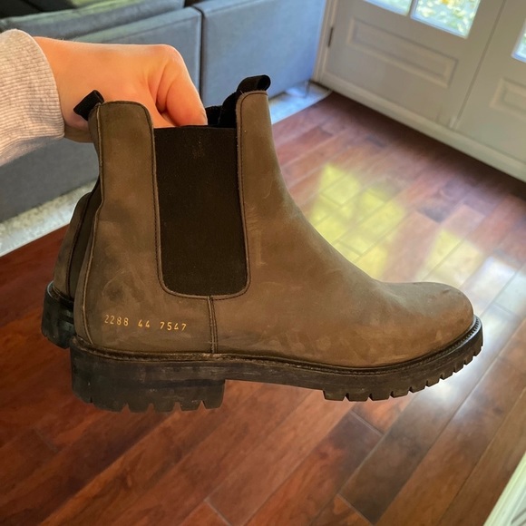 Common Projects Winter Lug Tread Boots (khaki, 44) - Picture 4 of 4